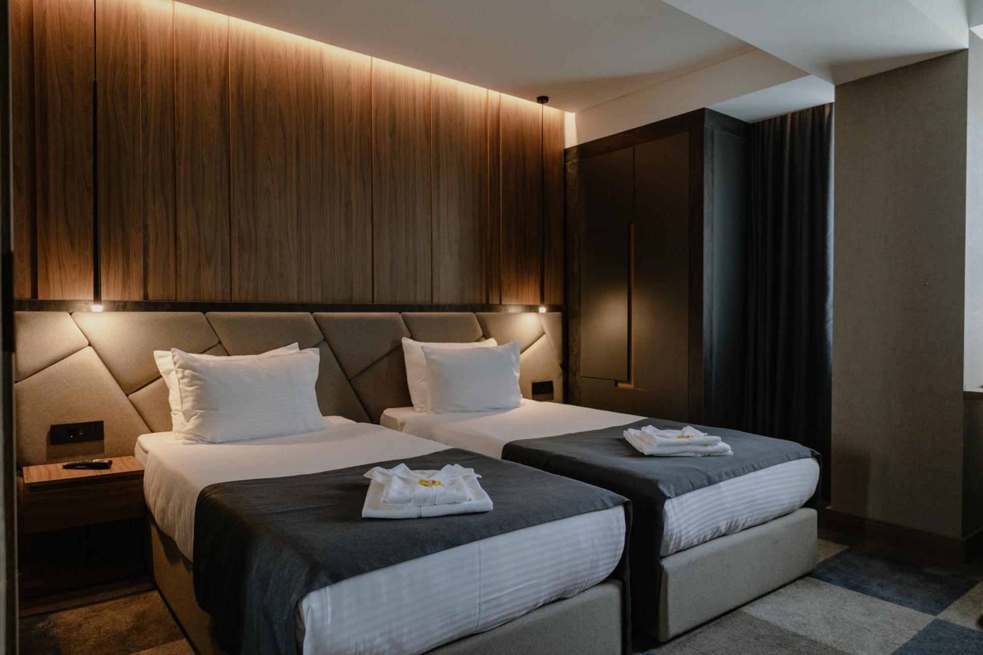 Lumiere Hotel Belgrado Exterior foto