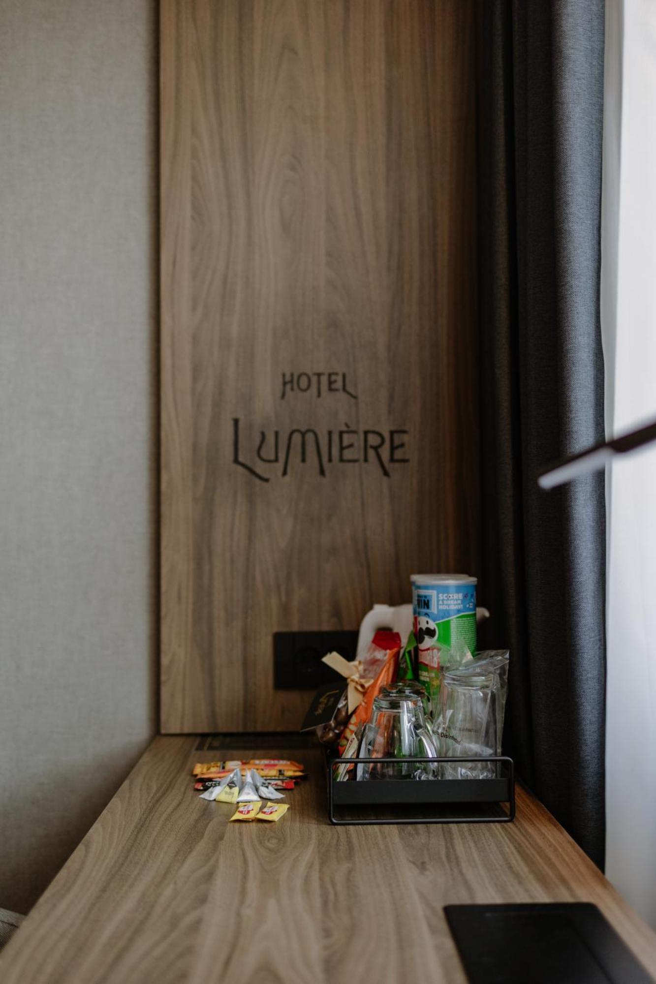 Lumiere Hotel Belgrado Exterior foto